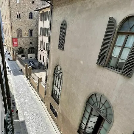 Charming Apartment In The Very Heart Of Florenz Exterior foto