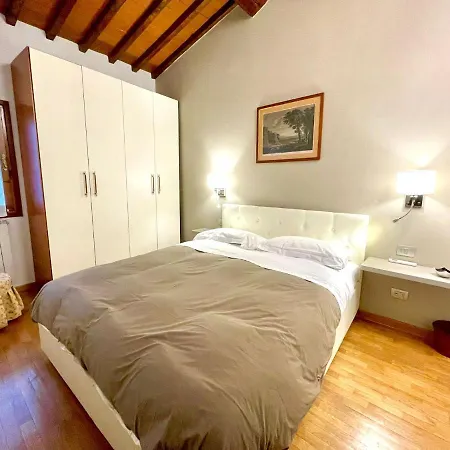 Charming Apartment In The Very Heart Of Florenz Exterior foto